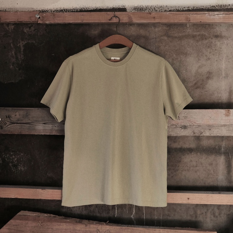 T-Shirt "Vintage Tee" T-Shirt "Vintage Tee"